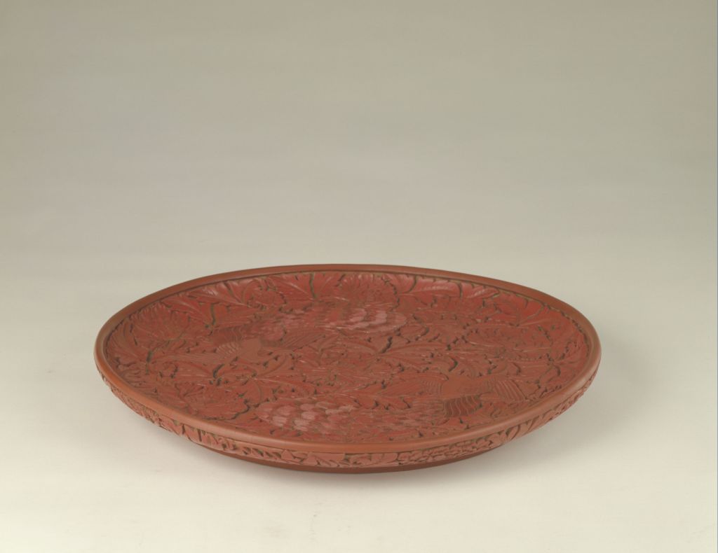 图片[1]-Red peacock and peony plate-China Archive